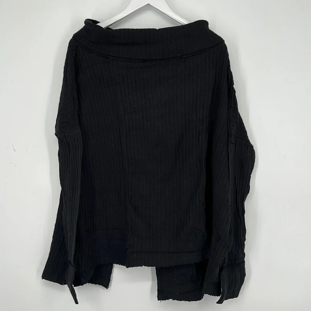 Free People Women's Juicy Long Sleeve Cowl Neck Split Back Top Black Medium NWT - Picture 2 of 5